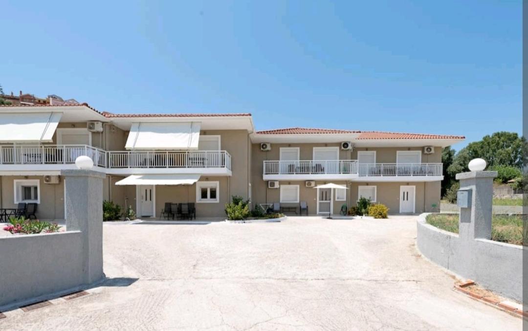 Lagadi Apartment 6 Ласси Экстерьер фото